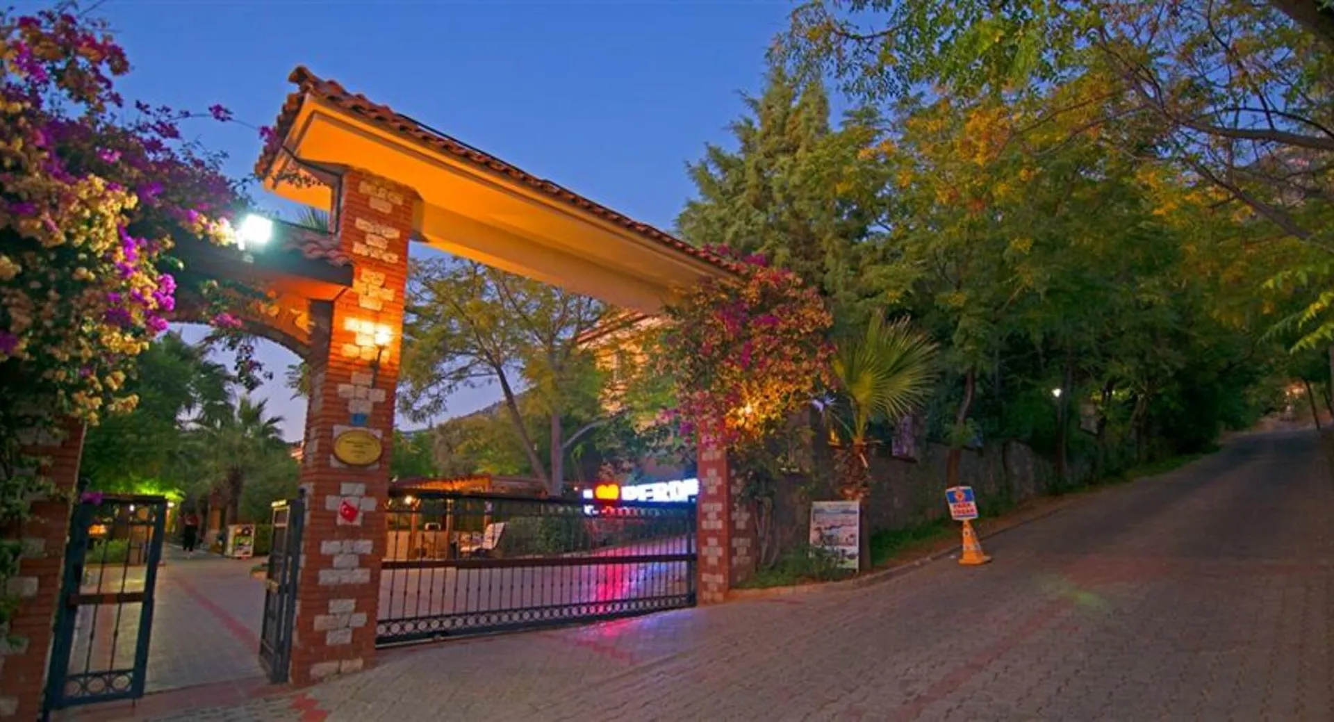 Perdikia Hill Hotel And Villas Oludeniz 4*,  Turkey
