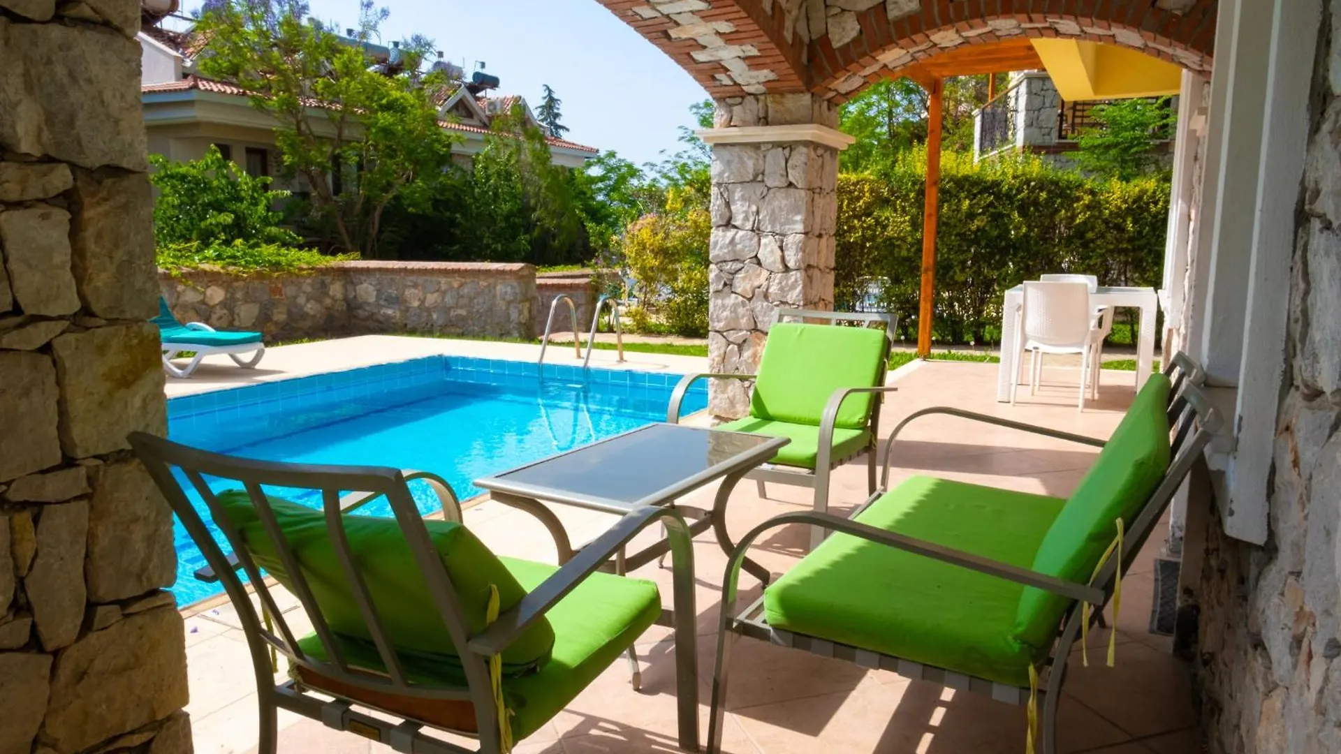 Perdikia Hill Hotel And Villas Oludeniz 4*,